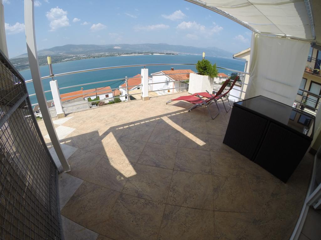 Palace View Трогир Екстериор снимка